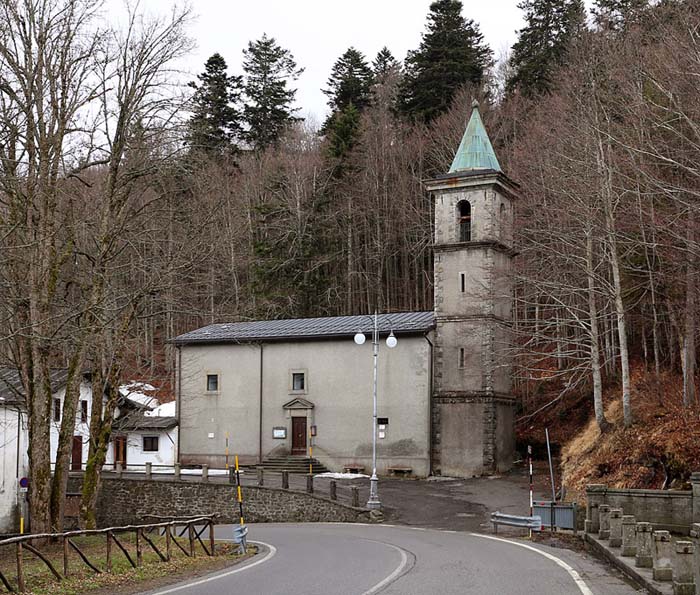 CHIESA DI SAN LEOPOLDO A ABETONE